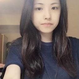 一只吃瓜的小凯莉视频,趣味横生的夏日午后时光