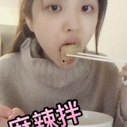 一只吃瓜的小凯莉视频,趣味横生的夏日午后时光